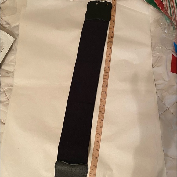 Sparkling Ribbon Stretch Belt NWT - Picture 7 of 9